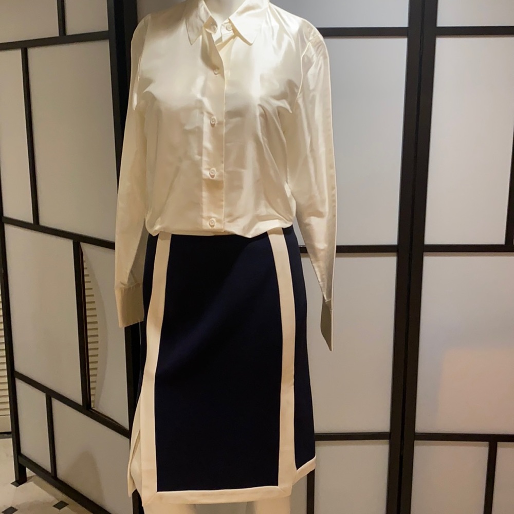 Worth brand new skirt, size 4, navy and flannel white, brand new